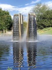 Feature Fountain